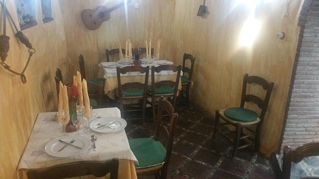 Posada Meson Mudejar Archez Ngoại thất bức ảnh